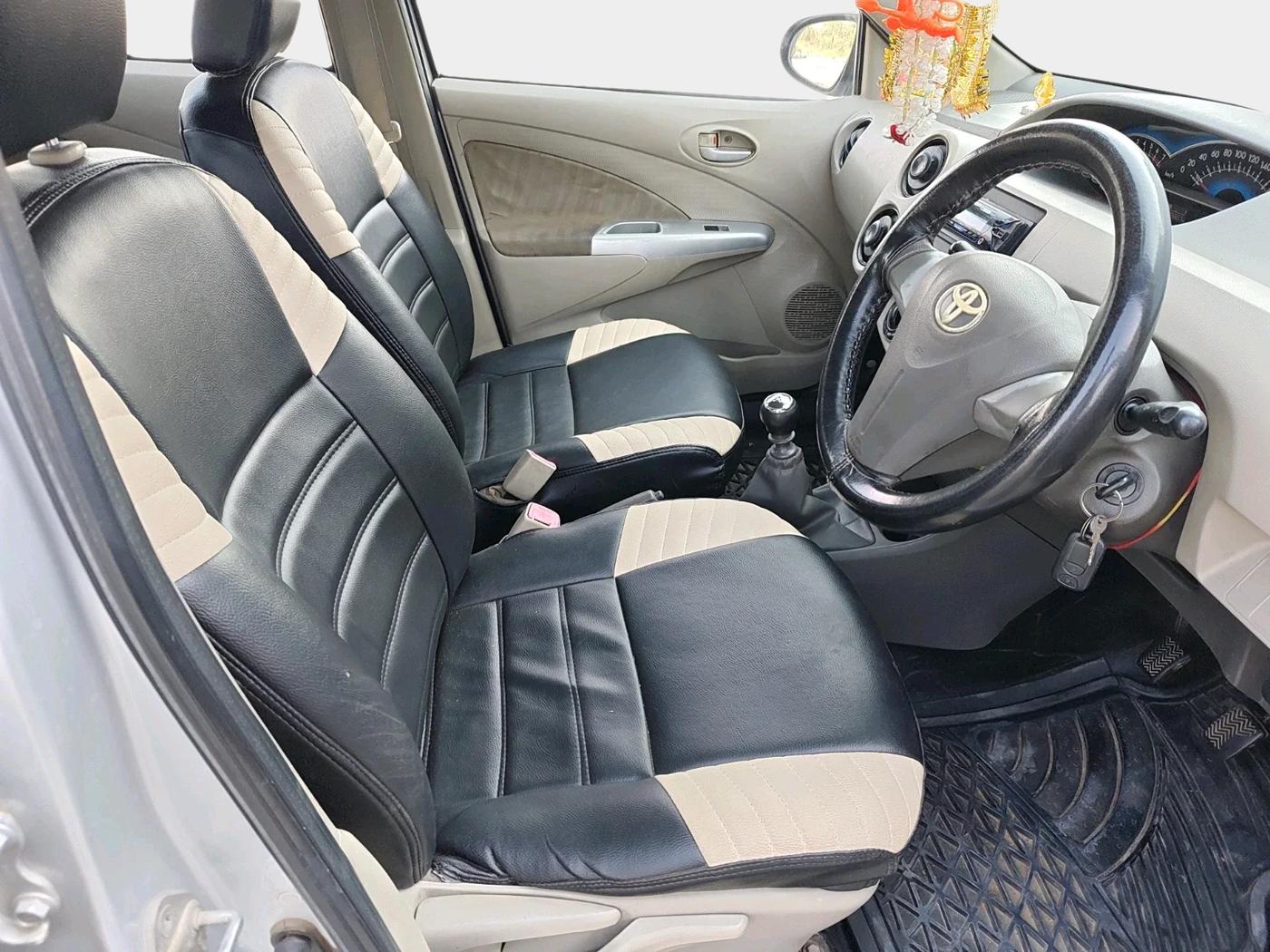2015 Toyota Etios GD, Diesel, Manual, 2,96,657 km, interior