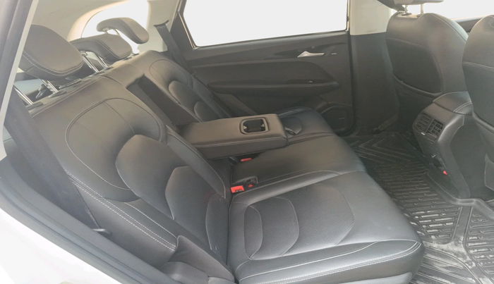 2020 MG HECTOR SHARP 2.0 DIESEL, Diesel, Manual, 1,05,049 km, interior