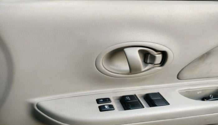 2013 Nissan Micra XV DIESEL, Diesel, Manual, 94,614 km, interior