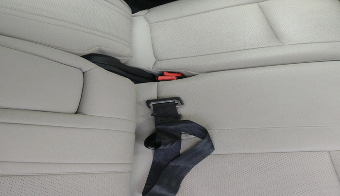 2022 Mahindra XUV700 AX 5 D AT 7 STR, Diesel, Automatic, 52,813 km, interior