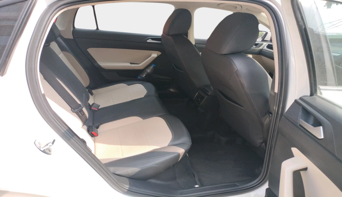 2023 Volkswagen VIRTUS TOPLINE TSI 1.0 AT, Petrol, Automatic, 82,188 km, interior