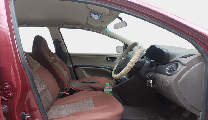 2015 Hyundai i10 SPORTZ 1.1, Petrol, Manual, 90,152 km, interior