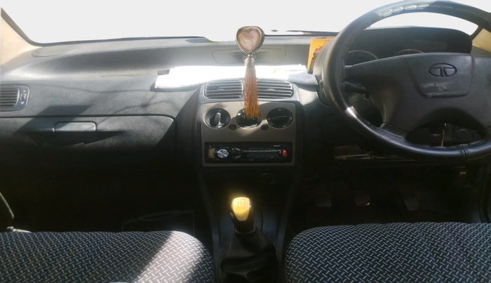 2015 Tata Indica EV2 LS, Diesel, Manual, 1,70,252 km, interior
