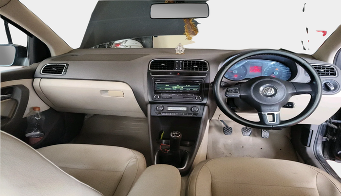 2012 Volkswagen Vento HIGHLINE DIESEL 1.6, Diesel, Manual, 1,10,311 km, interior