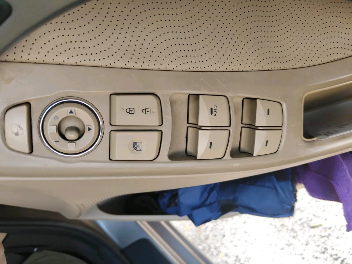 2013 Hyundai New Elantra 1.6 SX MT DIESEL, Diesel, Manual, 39,824 km, interior