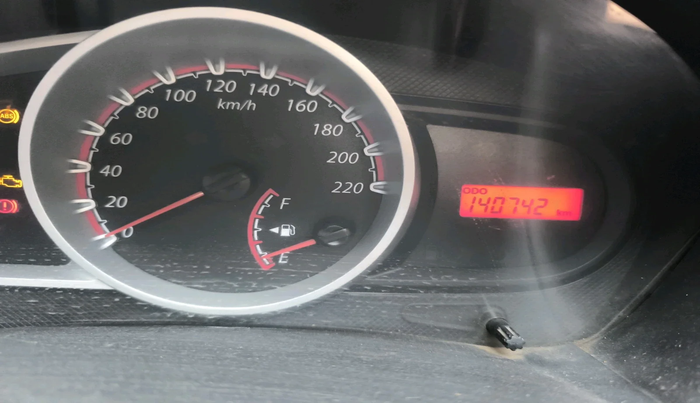 2010 Ford Figo TITANIUM 1.4 DIESEL, Diesel, Manual, 1,40,742 km, interior