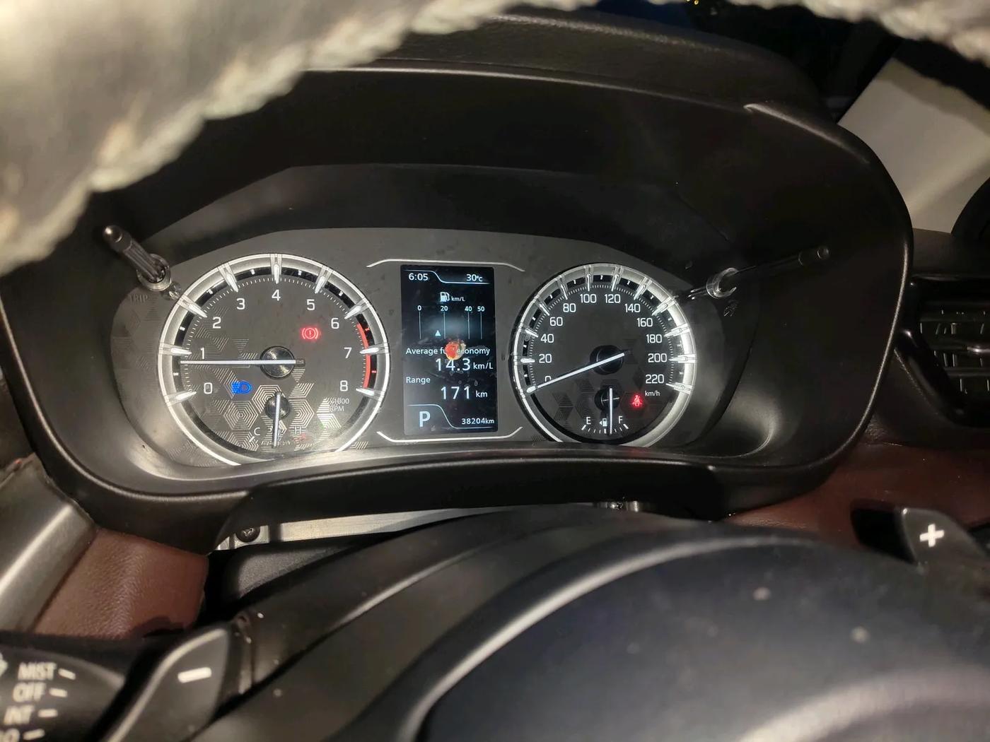 2023 Maruti Grand Vitara ZETA SMART HYBRID AT, Petrol, Automatic, 38,204 km, interior