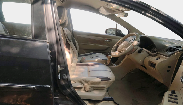 2016 Maruti Ertiga ZXI+, Petrol, Manual, 54,728 km, interior