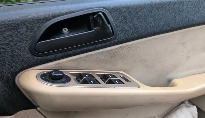 2012 Tata Indica Vista VX QUADRAJET, Diesel, Manual, 1,01,383 km, interior
