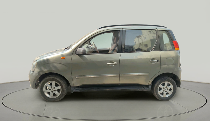 2014 Mahindra Quanto C8, Diesel, Manual, 87,439 km, exterior