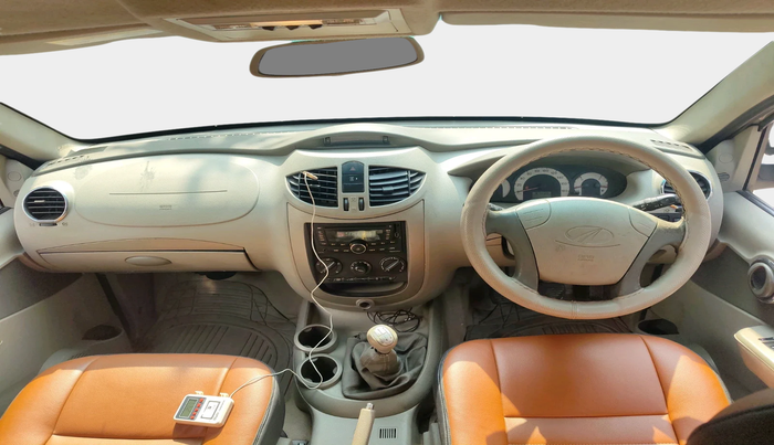 2014 Mahindra Quanto C8, Diesel, Manual, 87,439 km, interior