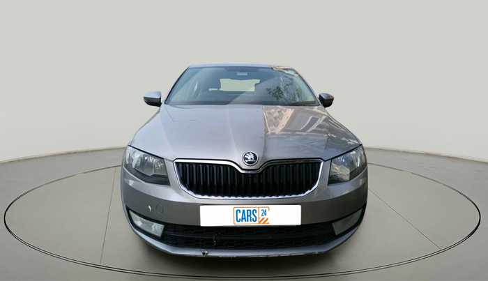 2013 Skoda Octavia AMBITION 2.0 TDI AT, Diesel, Automatic, 1,88,156 km, exterior