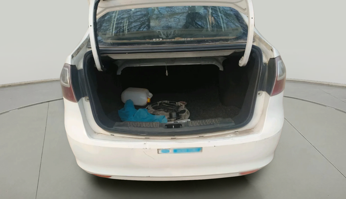 2012 Ford Fiesta STYLE PETROL AT, Petrol, Automatic, 70,382 km, exterior