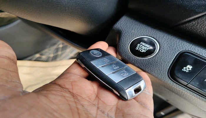 2021 KIA SELTOS GTX PLUS AT 1.5 DIESEL, Diesel, Automatic, 81,011 km, interior