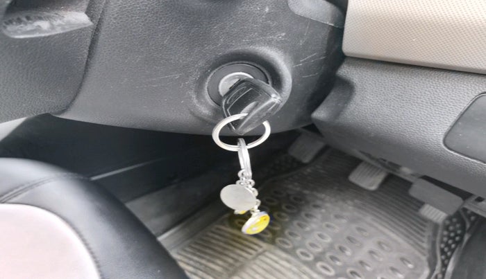 2016 Hyundai Grand i10 SPORTZ 1.2 KAPPA VTVT, Petrol, Manual, 94,509 km, interior