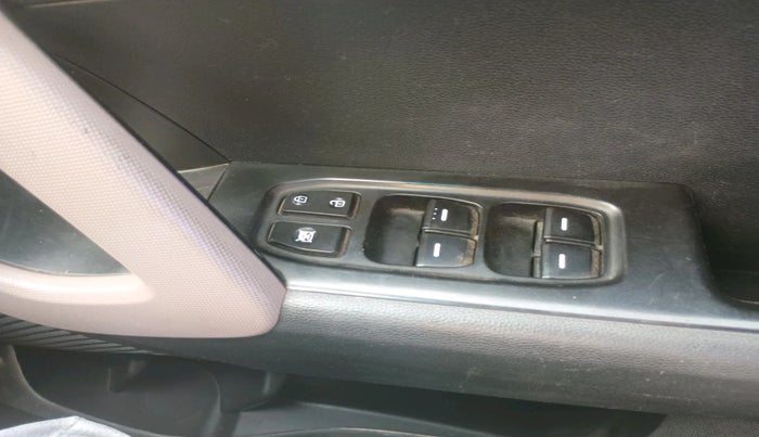 2018 Hyundai Creta S AT 1.6 DIESEL, Diesel, Automatic, 65,115 km, interior