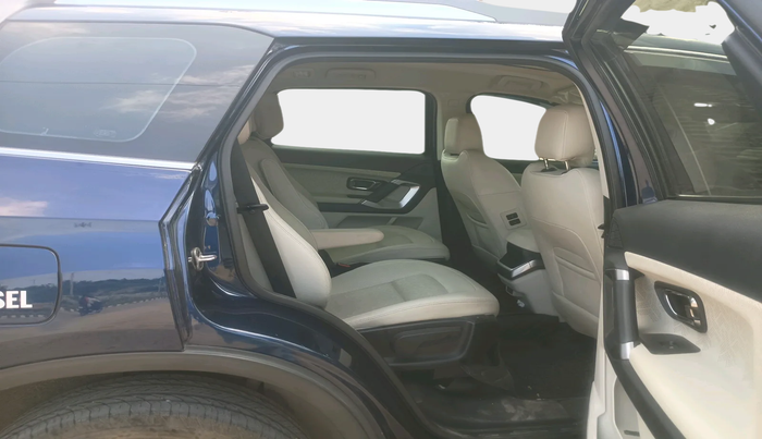 2023 Tata Safari XZA PLUS O 6STR, Diesel, Automatic, 23,741 km, interior