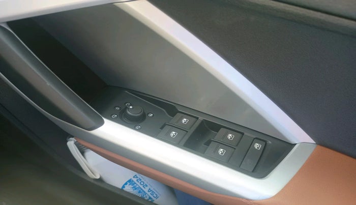 2022 Audi Q3 PREMIUM PLUS 40 TFSI, Petrol, Automatic, 22,997 km, interior