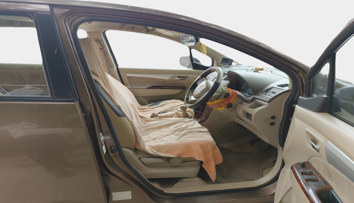 2012 Maruti Ertiga ZDI, Diesel, Manual, 81,477 km, interior