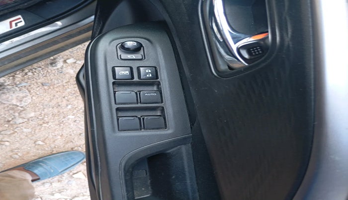 2024 Maruti Swift ZXi AMT, Petrol, Automatic, 28,710 km, interior