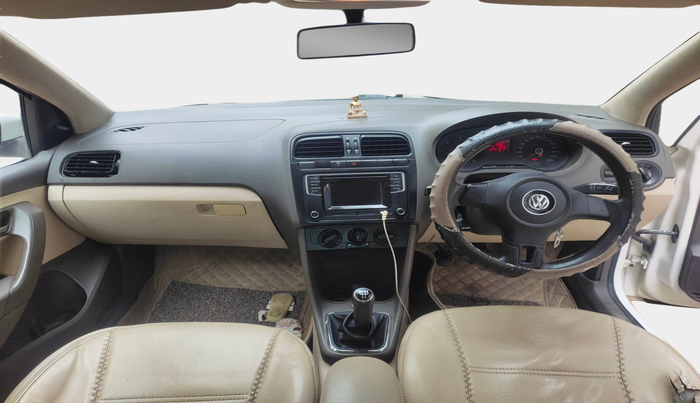 2012 Volkswagen Vento TRENDLINE DIESEL 1.6, Diesel, Manual, 1,88,978 km, interior