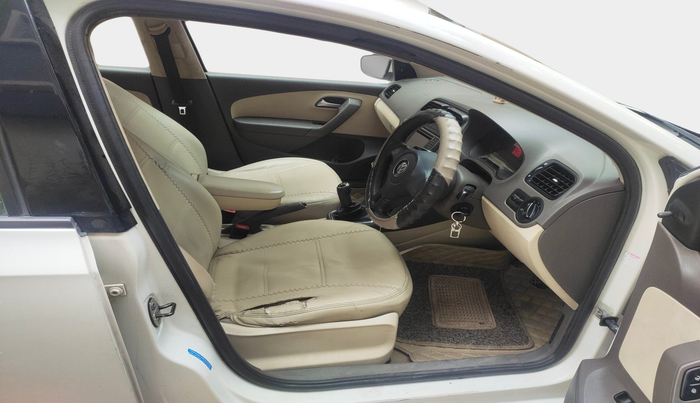 2012 Volkswagen Vento TRENDLINE DIESEL 1.6, Diesel, Manual, 1,88,978 km, interior