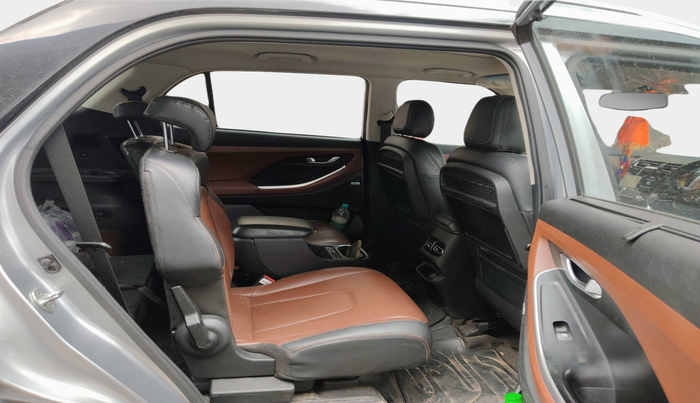 2021 Hyundai ALCAZAR 1.5 SIGNATURE (O) AT 6STR, Diesel, Automatic, 1,08,173 km, interior