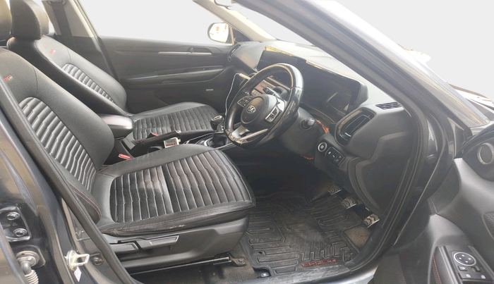 2021 KIA SONET GTX PLUS 1.5, Diesel, Manual, 1,62,397 km, interior