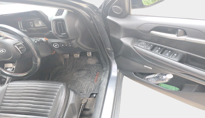 2021 KIA SONET GTX PLUS 1.5, Diesel, Manual, 1,62,397 km, interior