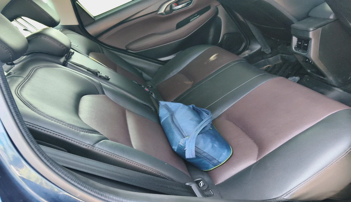 2022 Maruti Grand Vitara ALPHA SMART HYBRID ALLGRIP, Petrol, Manual, 57,270 km, interior