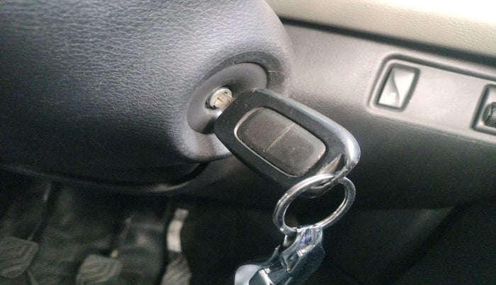 2023 Nissan MAGNITE XL, Petrol, Manual, 30,048 km, interior