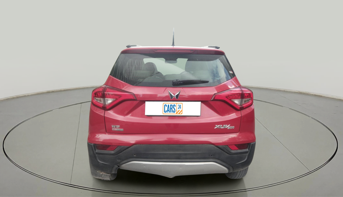 2023 Mahindra XUV300 W8 (O) 1.5 DIESEL AMT, Diesel, Automatic, 63,461 km, exterior