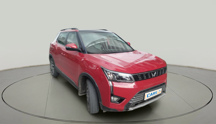 2023 Mahindra XUV300 W8 (O) 1.5 DIESEL AMT, Diesel, Automatic, 63,461 km, exterior