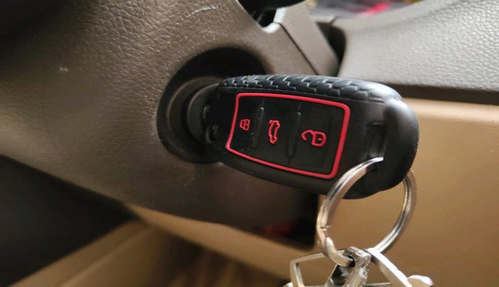 2018 Volkswagen Vento HIGHLINE PLUS 1.5 AT 16 ALLOY, Diesel, Automatic, 1,03,865 km, interior