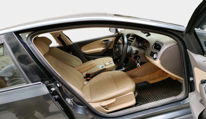 2018 Volkswagen Vento HIGHLINE PLUS 1.5 AT 16 ALLOY, Diesel, Automatic, 1,03,865 km, interior