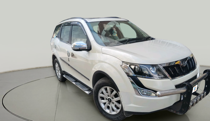 2016 Mahindra XUV500 W10, Diesel, Manual, 1,19,080 km, exterior