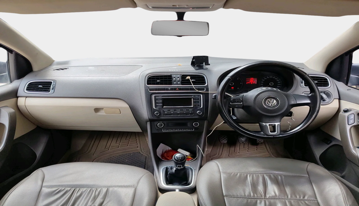 2014 Volkswagen Vento HIGHLINE DIESEL 1.6, Diesel, Manual, 93,827 km, interior