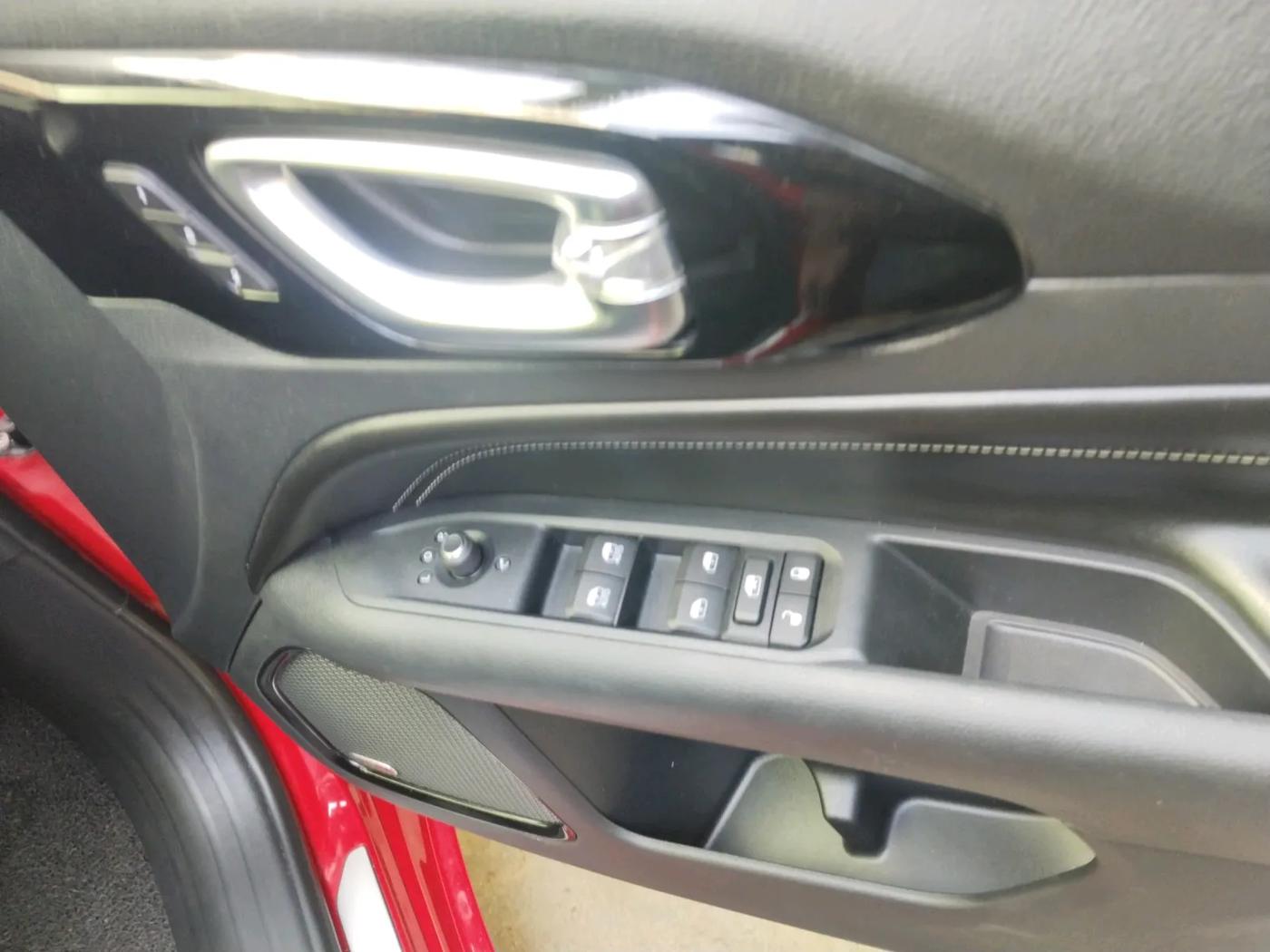 2021 Jeep Compass MODEL S (O) 1.4 PETROL DCT, Petrol, Automatic, 23,732 km, interior