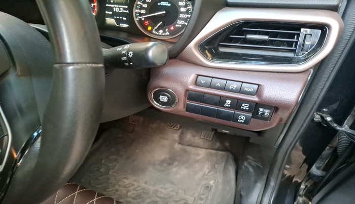 2023 Maruti FRONX ALPHA 1.0L TURBO MT DUAL TONE, Petrol, Manual, 18,700 km, interior