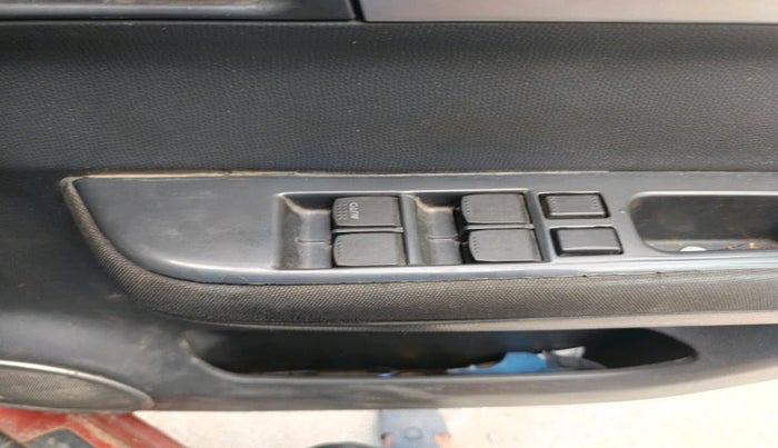 2010 Maruti Swift VDI, Diesel, Manual, 1,26,427 km, interior