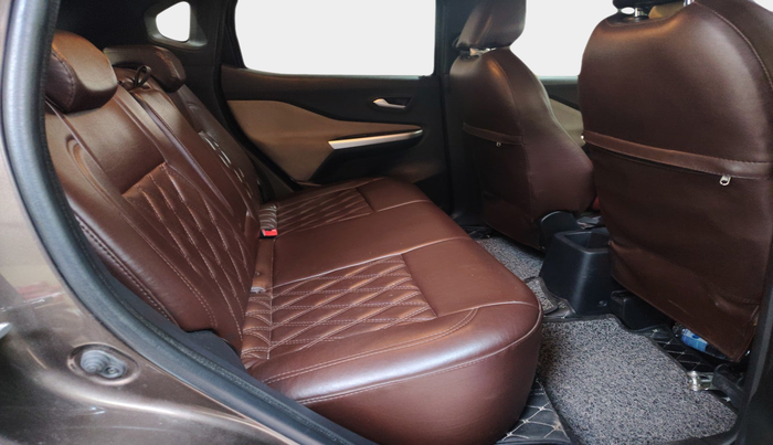2022 Nissan MAGNITE XV TURBO CVT, Petrol, Automatic, 21,665 km, interior