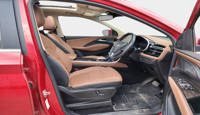 2023 MG HECTOR PLUS SAVVY PRO 1.5 TURBO CVT 7 STR, Petrol, Automatic, 14,200 km, interior