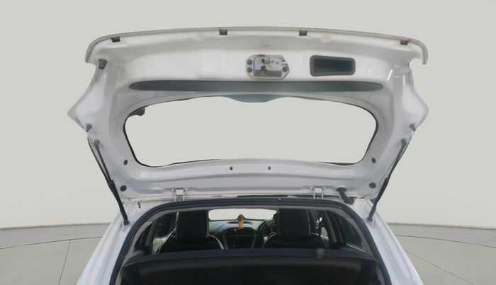 2017 Tata Tiago XT (O) PETROL, Petrol, Manual, 1,31,922 km, exterior