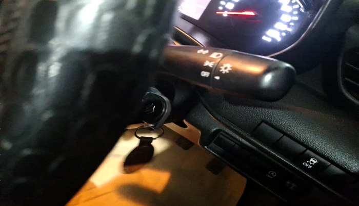 2024 Maruti Swift VXi, Petrol, Manual, 16,649 km, interior