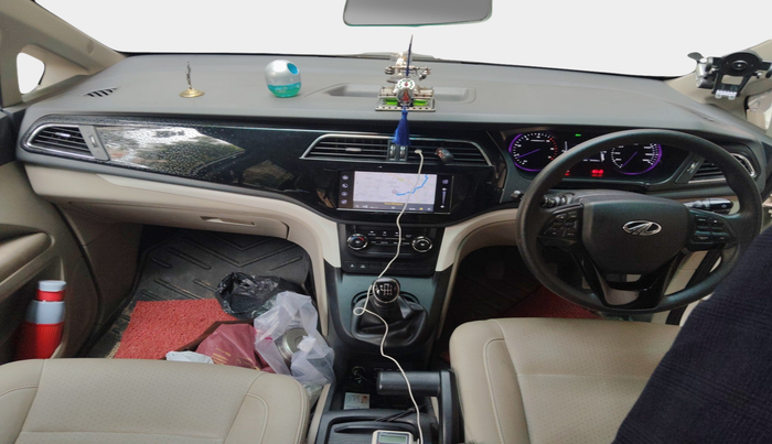 2019 Mahindra MARAZZO M8 7 STR, Diesel, Manual, 53,269 km, interior