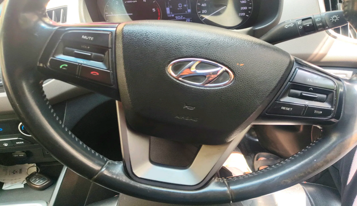 2017 Hyundai Creta SX PLUS AT 1.6 DIESEL, Diesel, Automatic, 91,753 km, interior