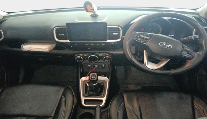 2020 Hyundai VENUE SX 1.5 CRDI, Diesel, Manual, 1,31,175 km, interior