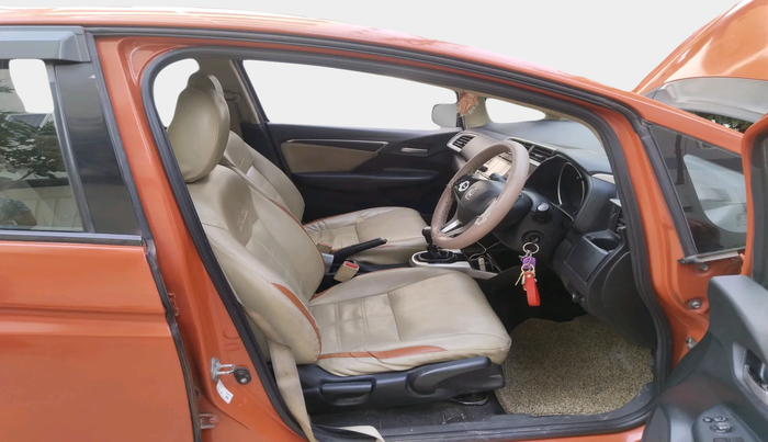 2015 Honda Jazz 1.2L I-VTEC V, Petrol, Manual, 1,30,010 km, interior