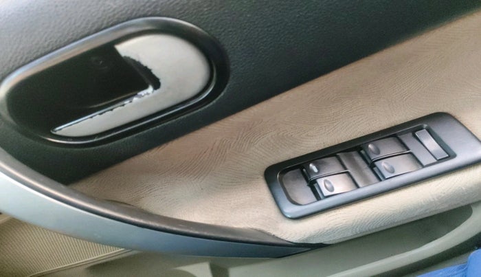 2012 Ford Fiesta Classic LXI 1.4 DIESEL, Diesel, Manual, 95,597 km, interior