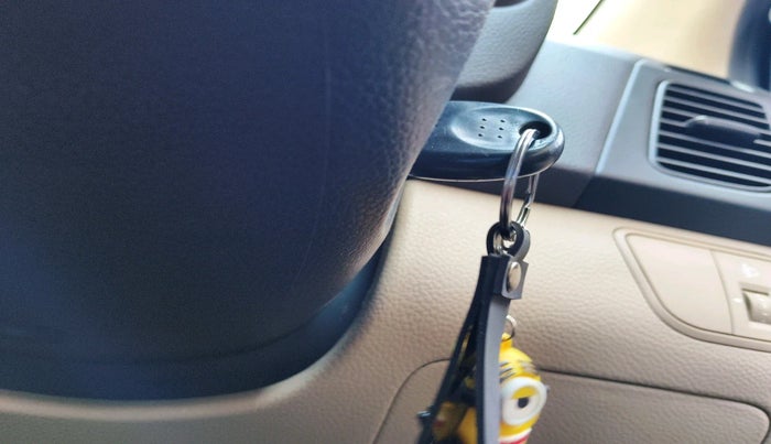 2017 Hyundai Eon MAGNA +, Petrol, Manual, 12,758 km, interior